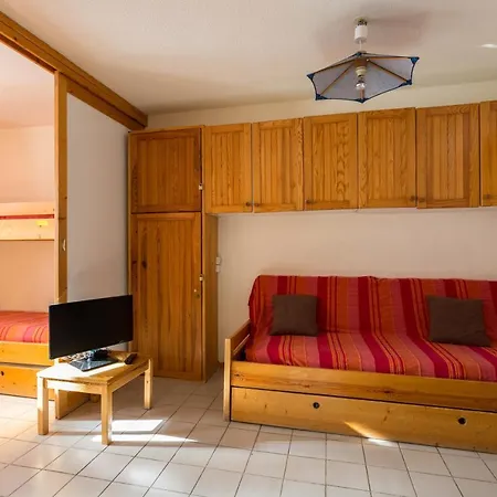 Eskival Vti Apartment *